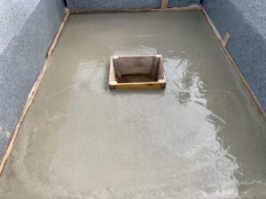 南柏霊園 2025年9月施工事例「生前に想いをかたちに-白い御影石による寿綾墓石の建立」基礎工事06