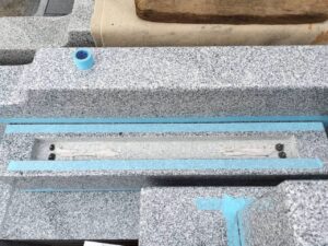 南柏霊園 2025年9月施工事例「生前に想いをかたちに-白い御影石による寿綾墓石の建立」施工風景18