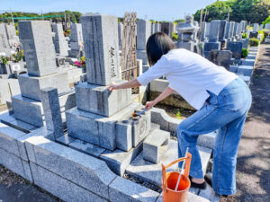 【2026年版】八柱霊園のお盆期間の開園時間は？開門・閉門時間や混雑状況、注意点を解説2
