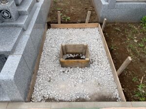 南柏霊園 2026年7月施工事例「シンプルで長く安心してお参りできるお墓を」基礎工事2